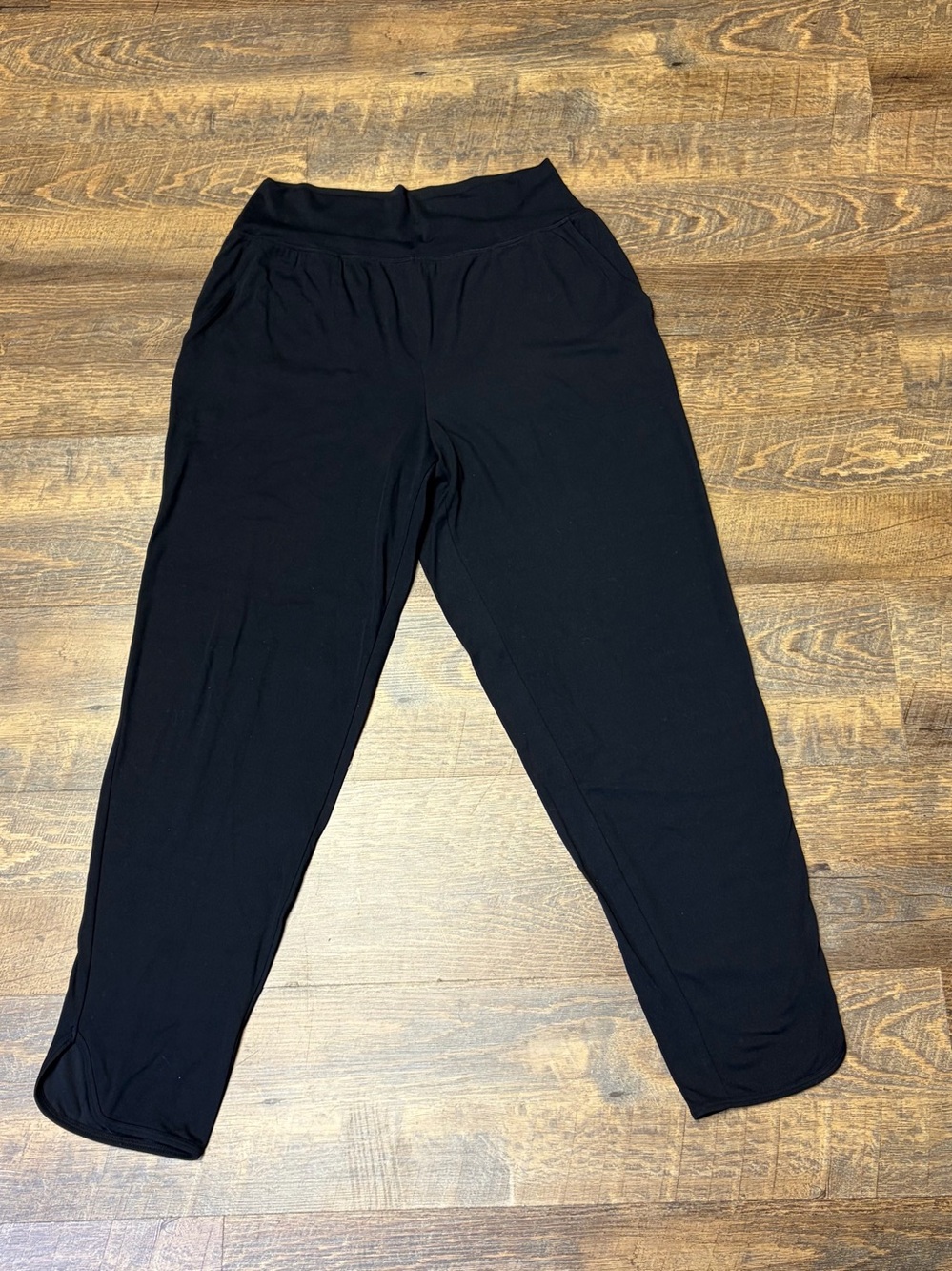 Soma 7/8 High Waist Jogger Women’s Medium Black Buttery Soft Athleisure Comfort